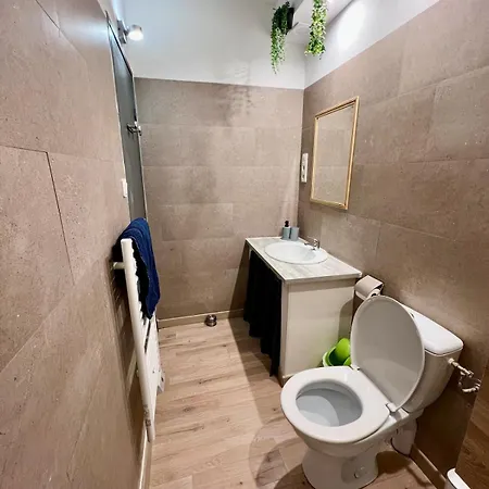 Seven Keys - La Terre Du Rhone Apartment