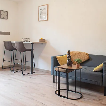 Apartment Seven Keys - La Terre Du Rhone *